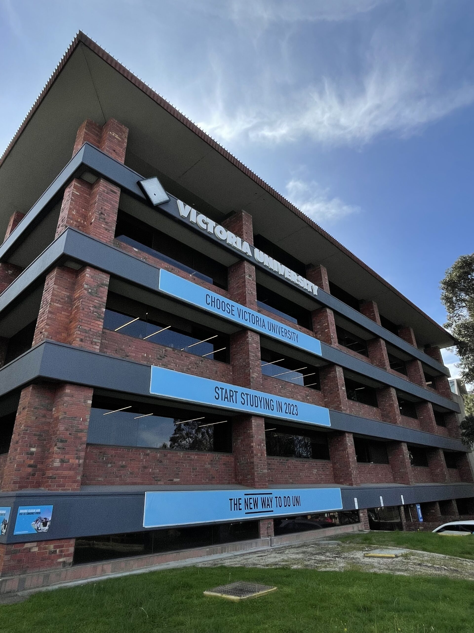 オーストラリアにあるビクトリア大学へ入学が決定